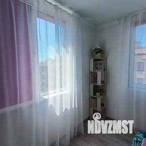 1-к квартира, посуточно, 45м2, 3/3 этаж
