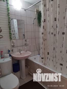 Студия квартира, посуточно, 29м2, 1/5 этаж