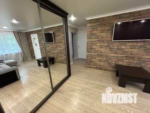 3-к квартира, посуточно, 54м2, 1/5 этаж