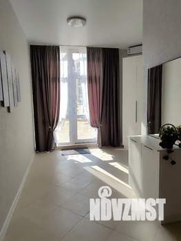 Студия квартира, посуточно, 38м2, 1/7 этаж