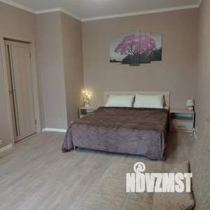 1-к квартира, посуточно, 48м2, 1/3 этаж