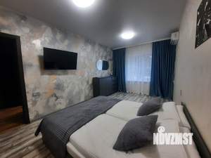 3-к квартира, посуточно, 101м2, 1/9 этаж