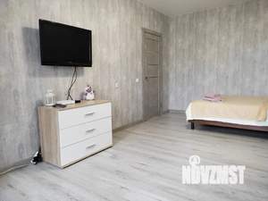 1-к квартира, посуточно, 38м2, 5/9 этаж