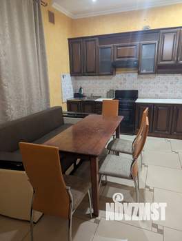 Студия квартира, на длительный срок, 100м2, 1/3 этаж