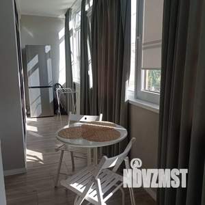 1-к квартира, посуточно, 48м2, 1/3 этаж