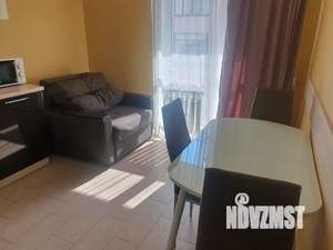 1-к квартира, посуточно, 40м2, 1/3 этаж