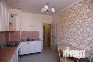 1-к квартира, посуточно, 42м2, 3/3 этаж