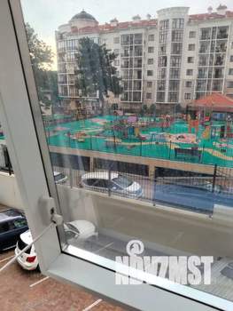 Студия квартира, посуточно, 37м2, 3/20 этаж