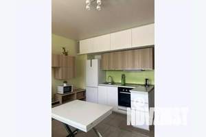 1-к квартира, посуточно, 39м2, 3/12 этаж