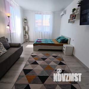 1-к квартира, посуточно, 45м2, 3/3 этаж
