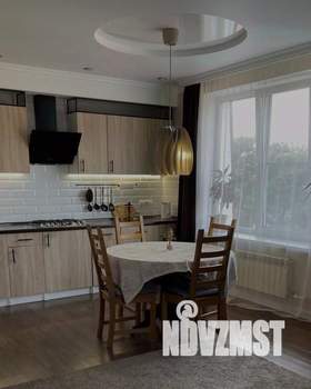 3-к квартира, посуточно, 74м2, 1/1 этаж