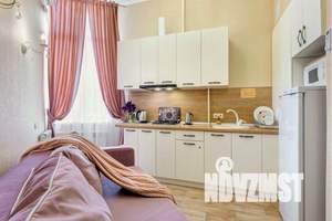 1-к квартира, посуточно, 32м2, 1/7 этаж