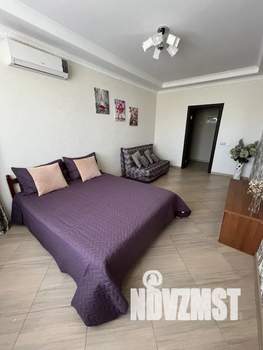 1-к квартира, посуточно, 40м2, 3/3 этаж