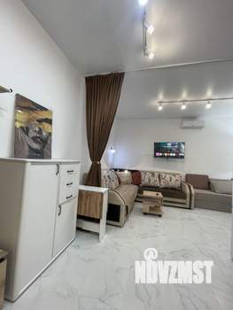 Студия квартира, на длительный срок, 33м2, 1/3 этаж