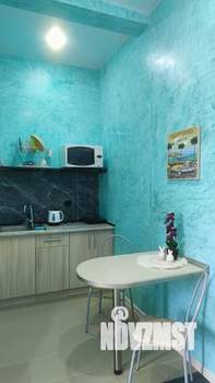 Студия квартира, посуточно, 28м2, 3/3 этаж