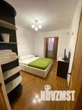 3-к квартира, посуточно, 80м2, 3/9 этаж