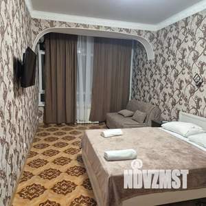 1-к квартира, посуточно, 42м2, 1/10 этаж