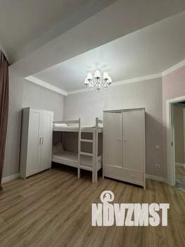 3-к квартира, посуточно, 80м2, 2/9 этаж