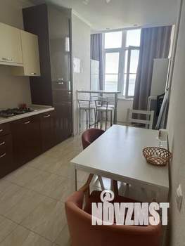 1-к квартира, посуточно, 40м2, 9/11 этаж