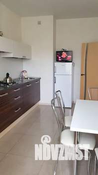 1-к квартира, посуточно, 42м2, 3/10 этаж