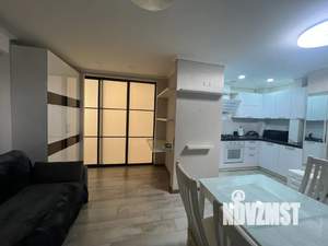 Студия квартира, посуточно, 35м2, 2/2 этаж