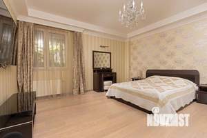 3-к квартира, на длительный срок, 120м2, 1/6 этаж