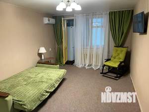 2-к квартира, посуточно, 45м2, 1/5 этаж