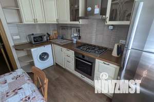 2-к квартира, посуточно, 56м2, 1/2 этаж