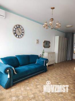 Студия квартира, посуточно, 39м2, 4/6 этаж