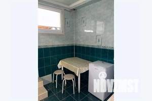 1-к квартира, посуточно, 30м2, 1/2 этаж