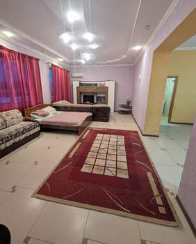 Студия квартира, на длительный срок, 100м2, 1/3 этаж