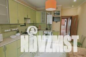 2-к квартира, посуточно, 65м2, 2/5 этаж