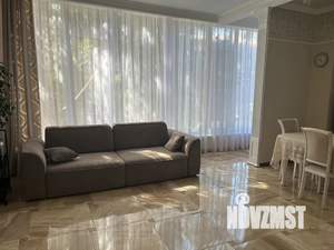 1-к квартира, посуточно, 55м2, 2/4 этаж