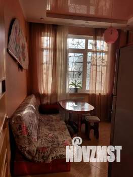 1-к квартира, посуточно, 37м2, 1/6 этаж