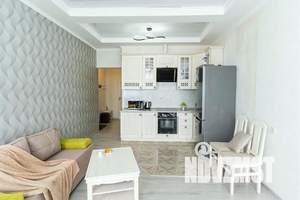 1-к квартира, посуточно, 54м2, 3/3 этаж