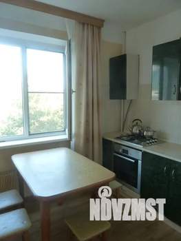 1-к квартира, посуточно, 40м2, 6/10 этаж