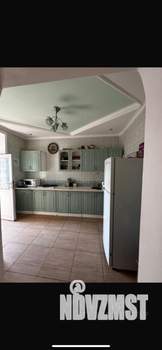 3-к квартира, посуточно, 126м2, 2/4 этаж