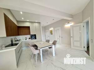 1-к квартира, посуточно, 72м2, 8/12 этаж