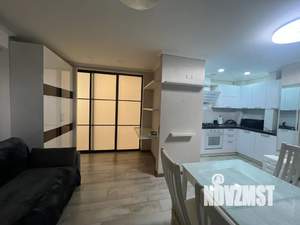 Студия квартира, посуточно, 35м2, 2/2 этаж