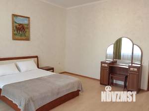 1-к квартира, посуточно, 65м2, 2/3 этаж