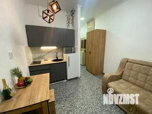 Студия квартира, посуточно, 18м2, 1/10 этаж