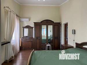 4-к квартира, посуточно, 140м2, 1/1 этаж