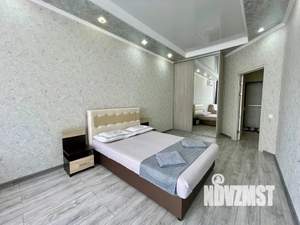 1-к квартира, посуточно, 50м2, 3/8 этаж