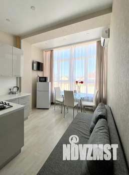 Студия квартира, посуточно, 30м2, 5/7 этаж