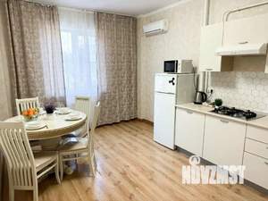 1-к квартира, посуточно, 39м2, 1/1 этаж