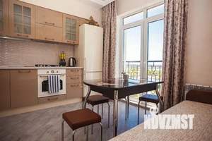 1-к квартира, посуточно, 43м2, 1/1 этаж