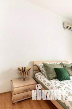 2-к квартира, посуточно, 100м2, 1/1 этаж