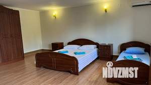 Студия квартира, посуточно, 40м2, 2/2 этаж