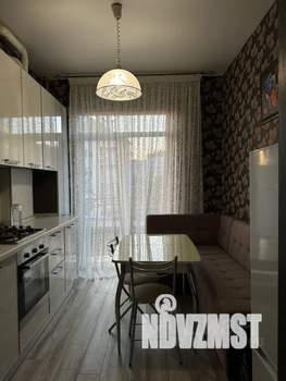 1-к квартира, посуточно, 38м2, 2/3 этаж