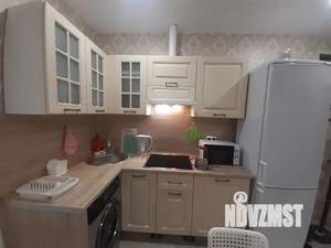 Студия квартира, посуточно, 33м2, 1/3 этаж